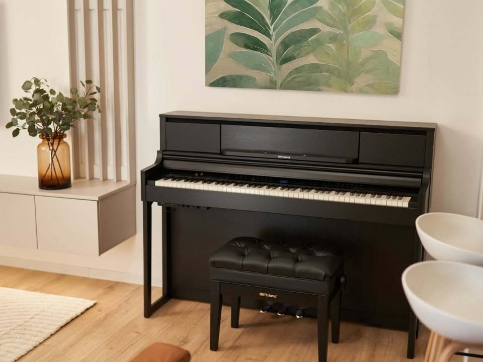 ROLAND LX-5 CB - Đánh giá chi tiết tại Piano House